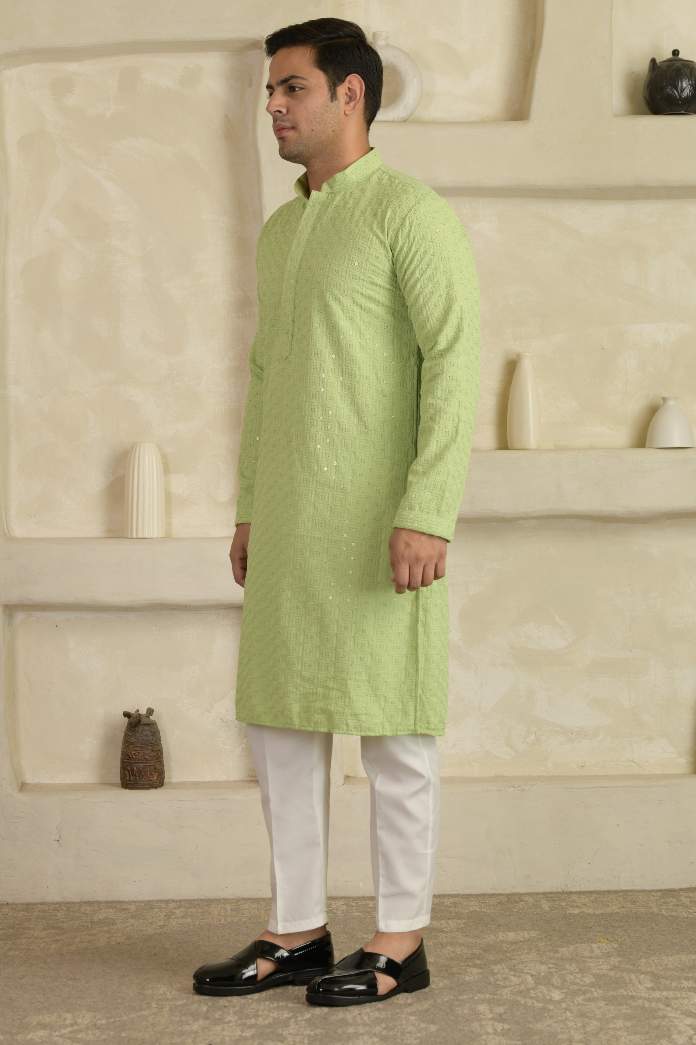 Pastel Green Chevron Embroidered Mandarin Collar Kurta With Pyjamas