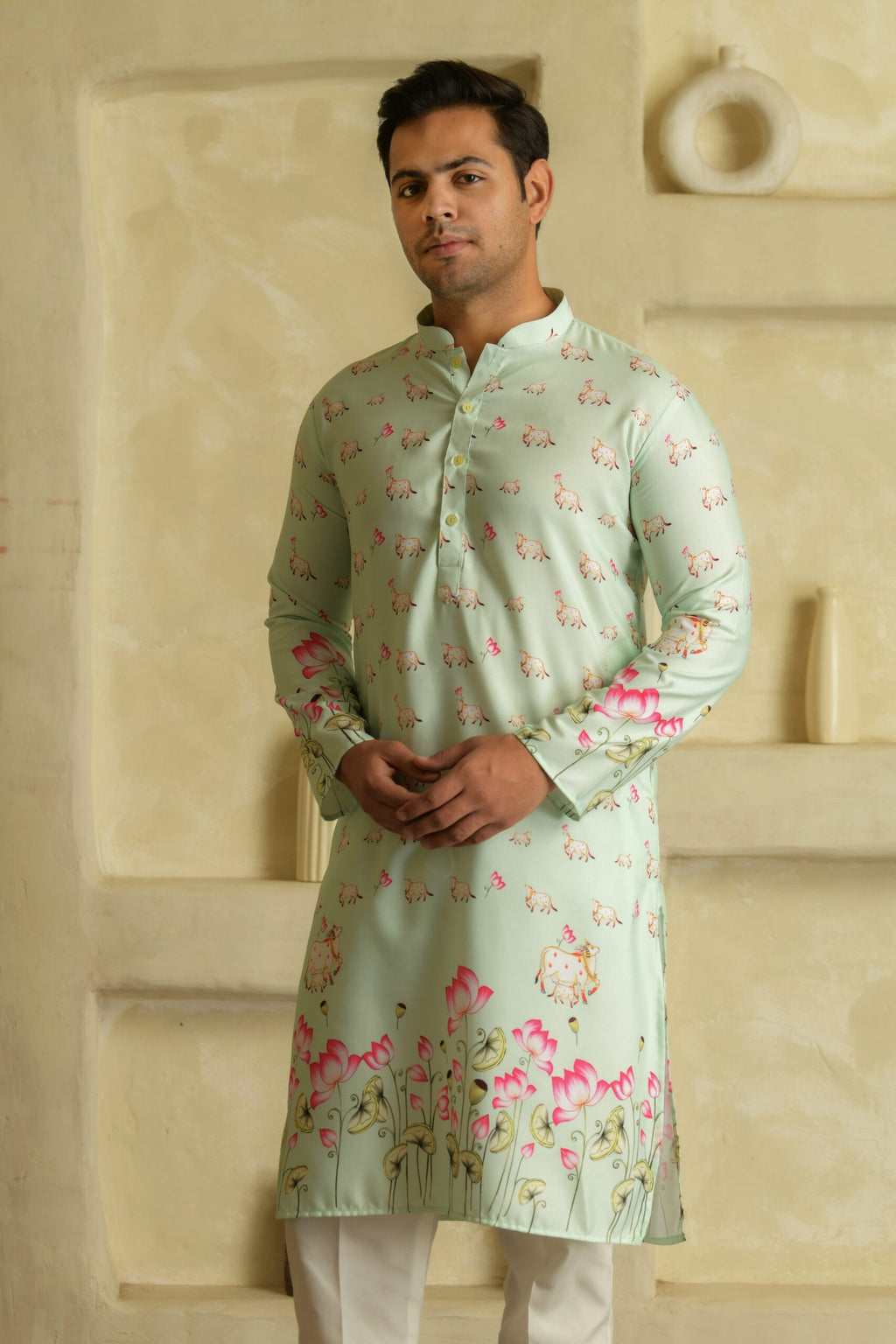 Men Floral Printed Mandarin Collar Straight Kurta