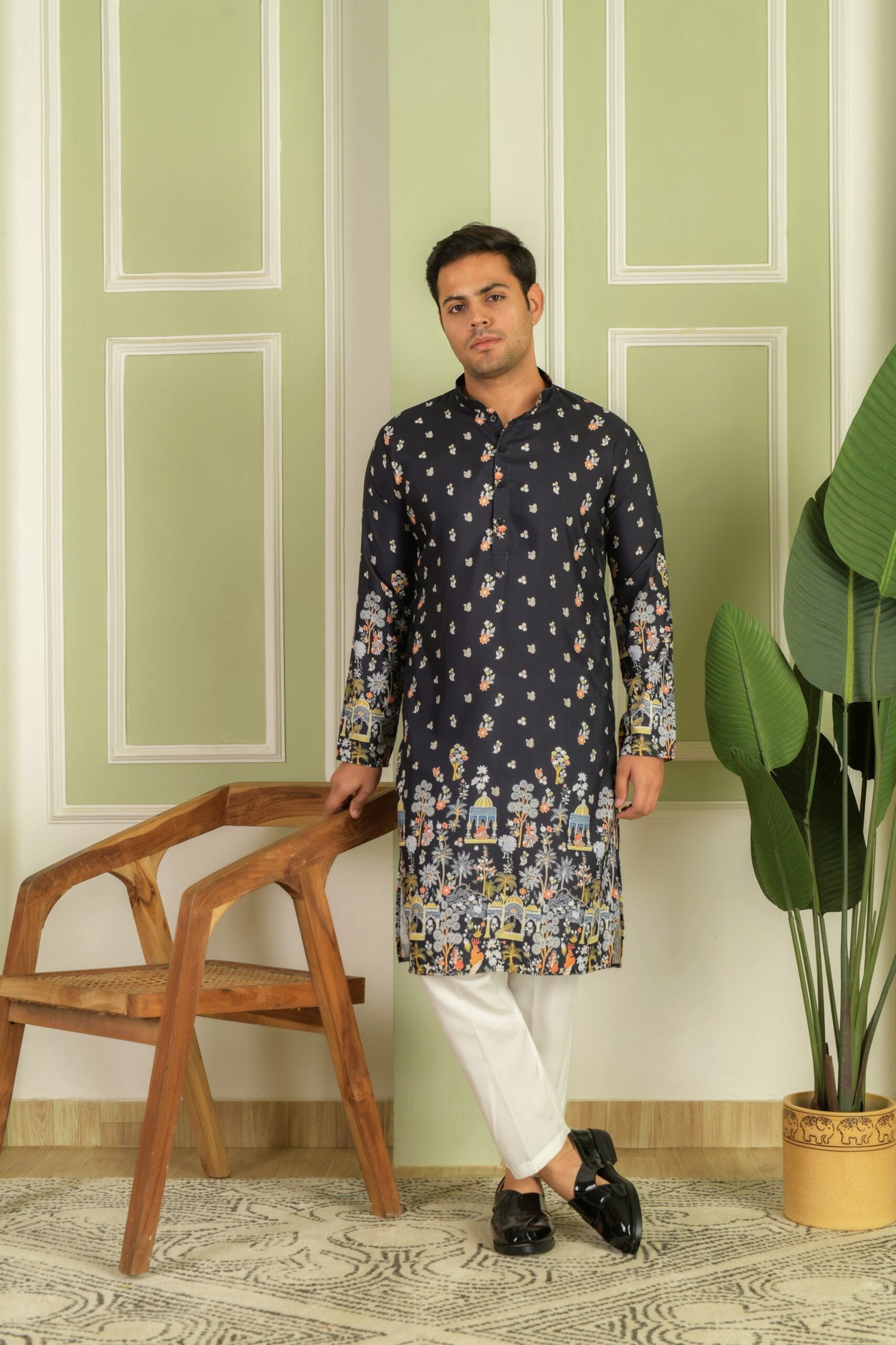 Men Floral Printed Mandarin Collar Kurta