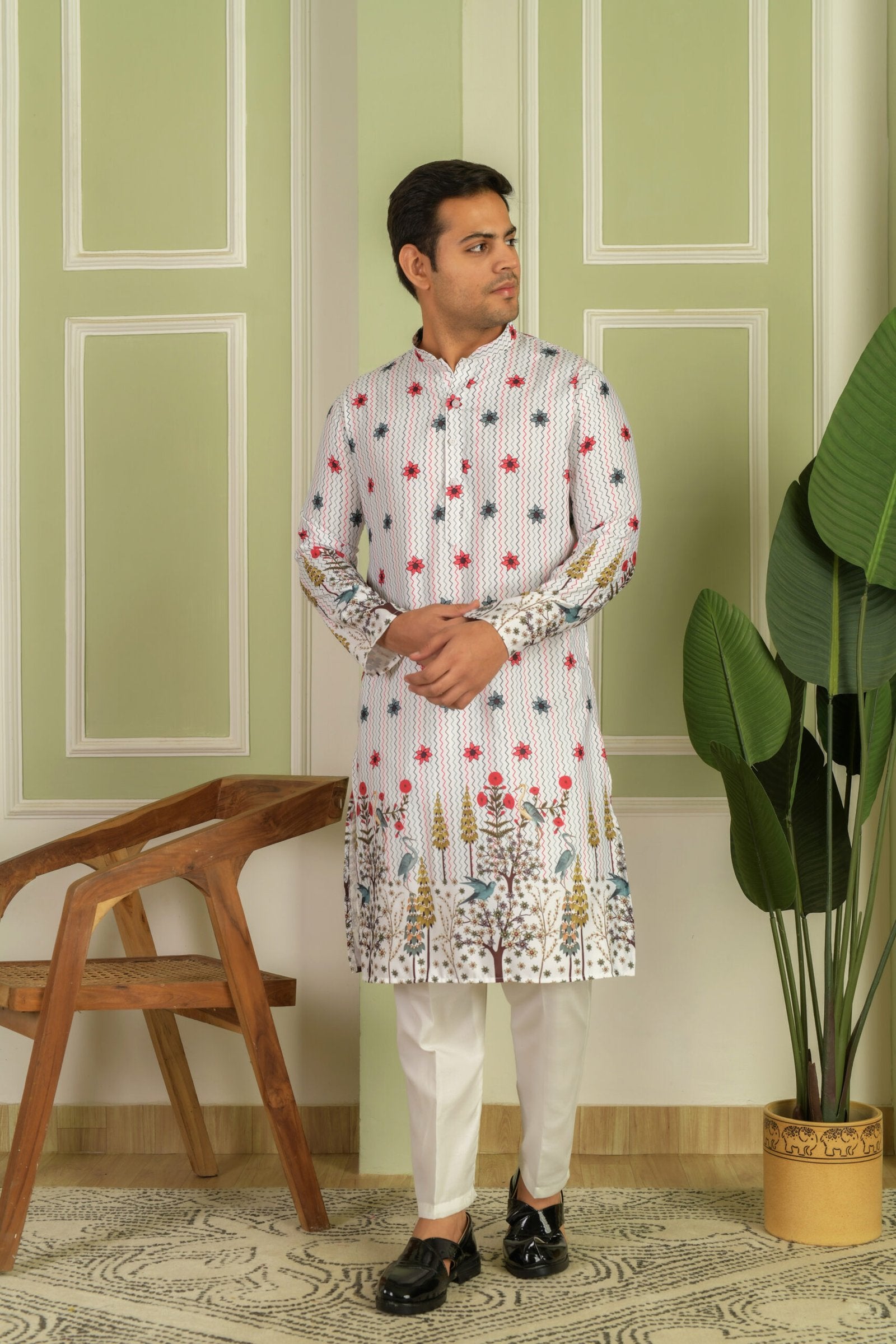 Floral Printed Mandarin Collar Straight Kurta