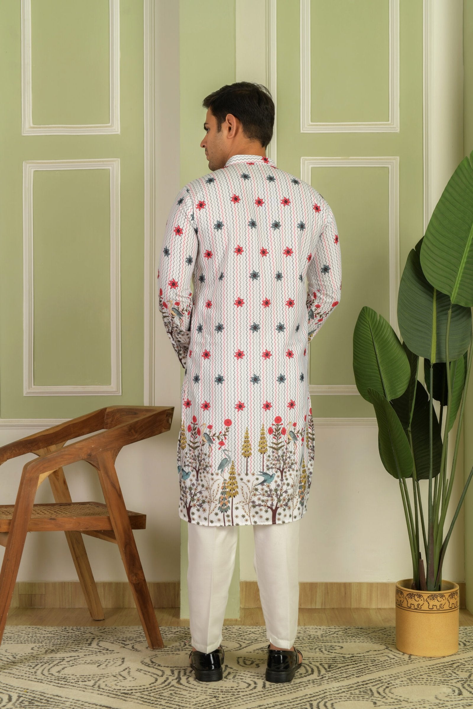 Floral Printed Mandarin Collar Straight Kurta