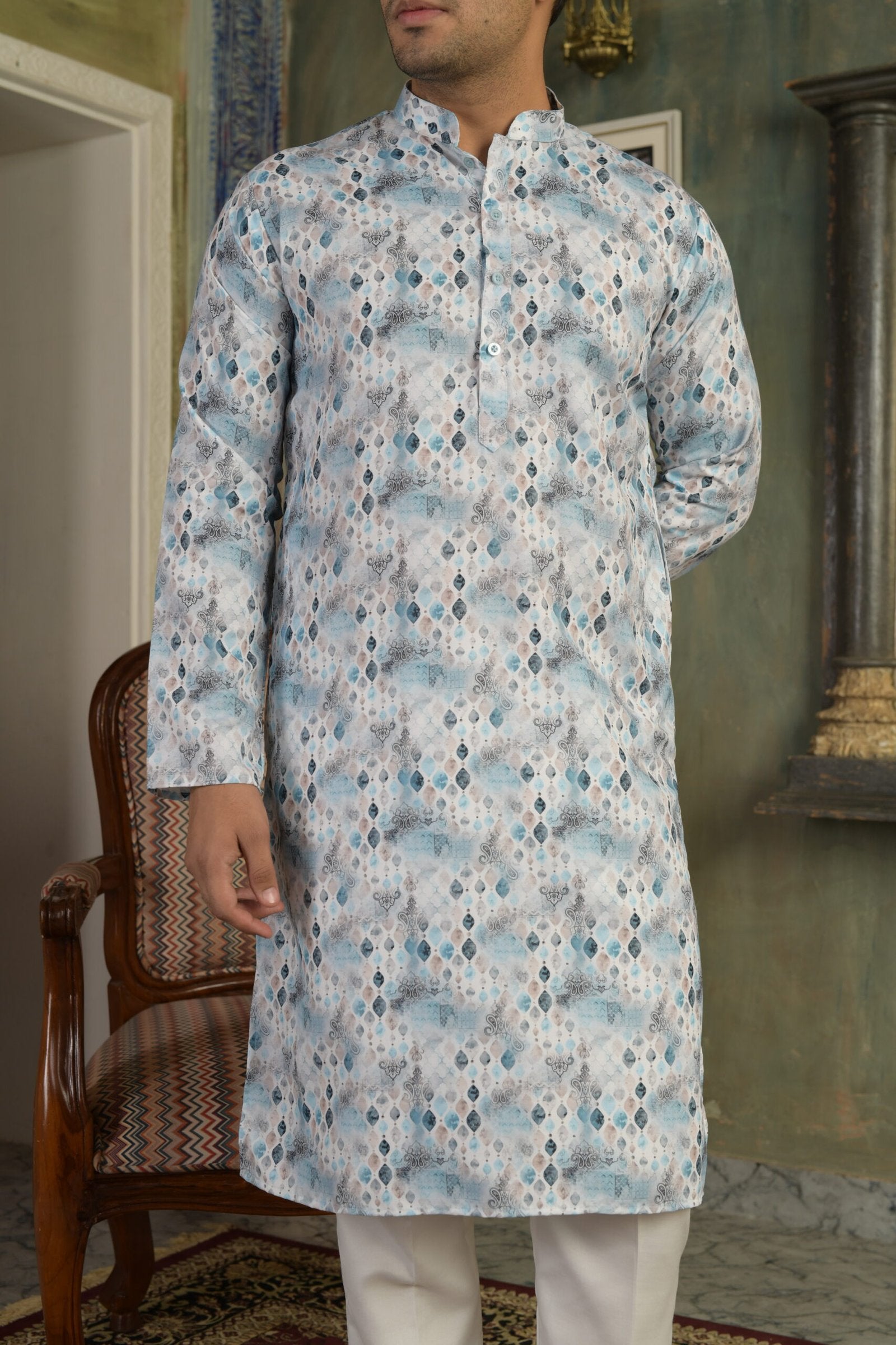 Men Geometric Printed Mandarin Collar Straight Kurta