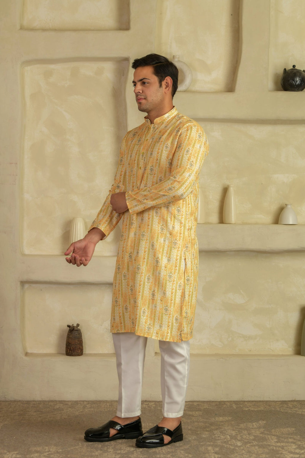 Floral Printed Mandarin Collar Kurta