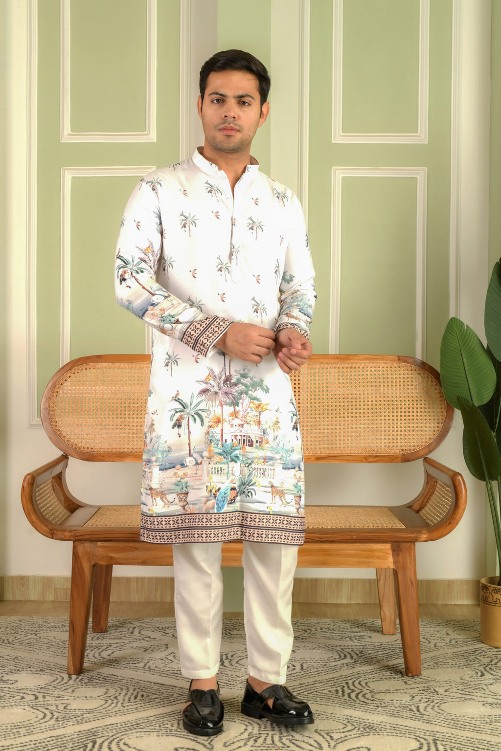 Men Ethnic Motifs Printed Mandarin Collar Straight Kurta