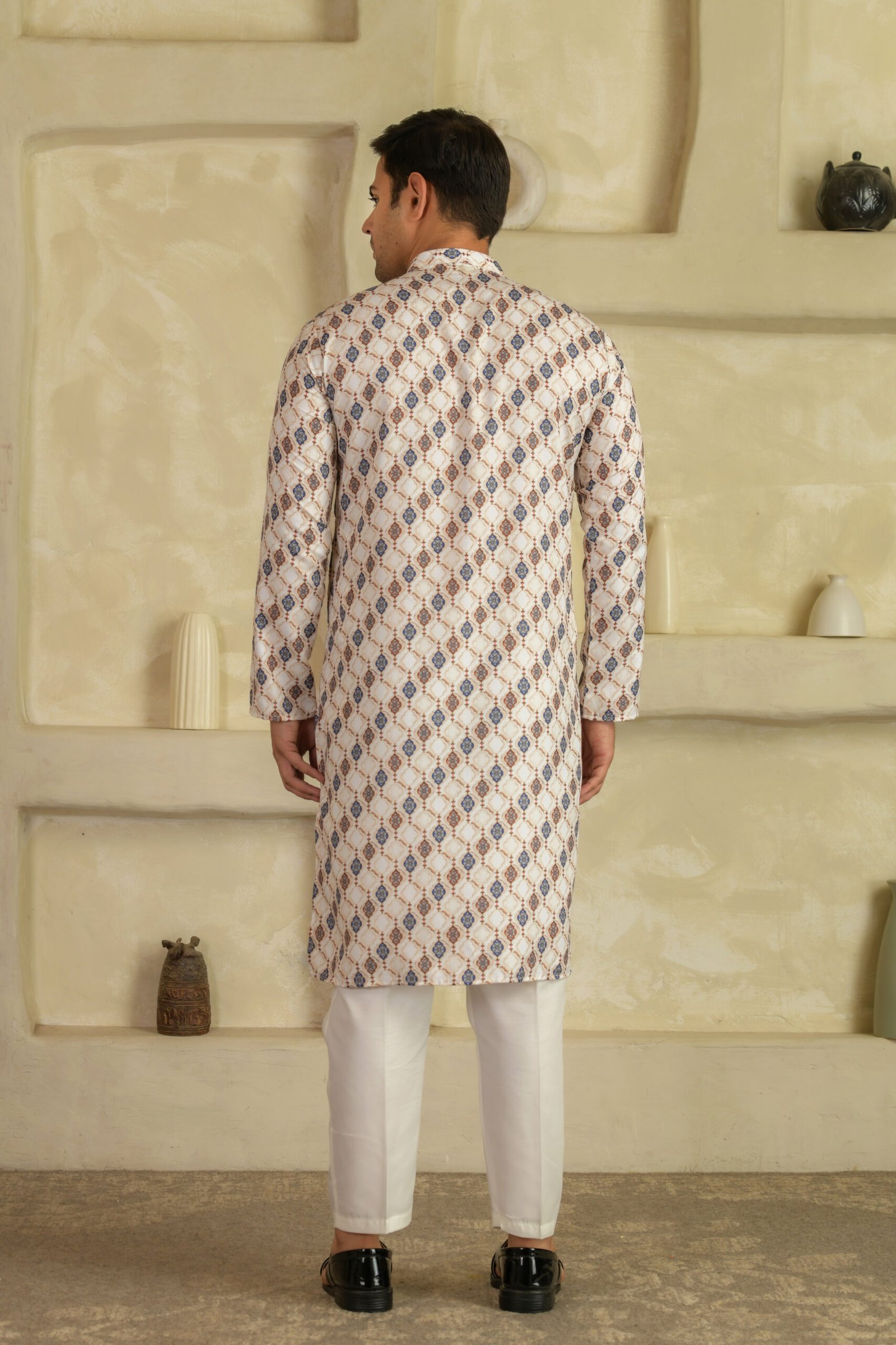 Second image of Elegant Printed Kurta 08